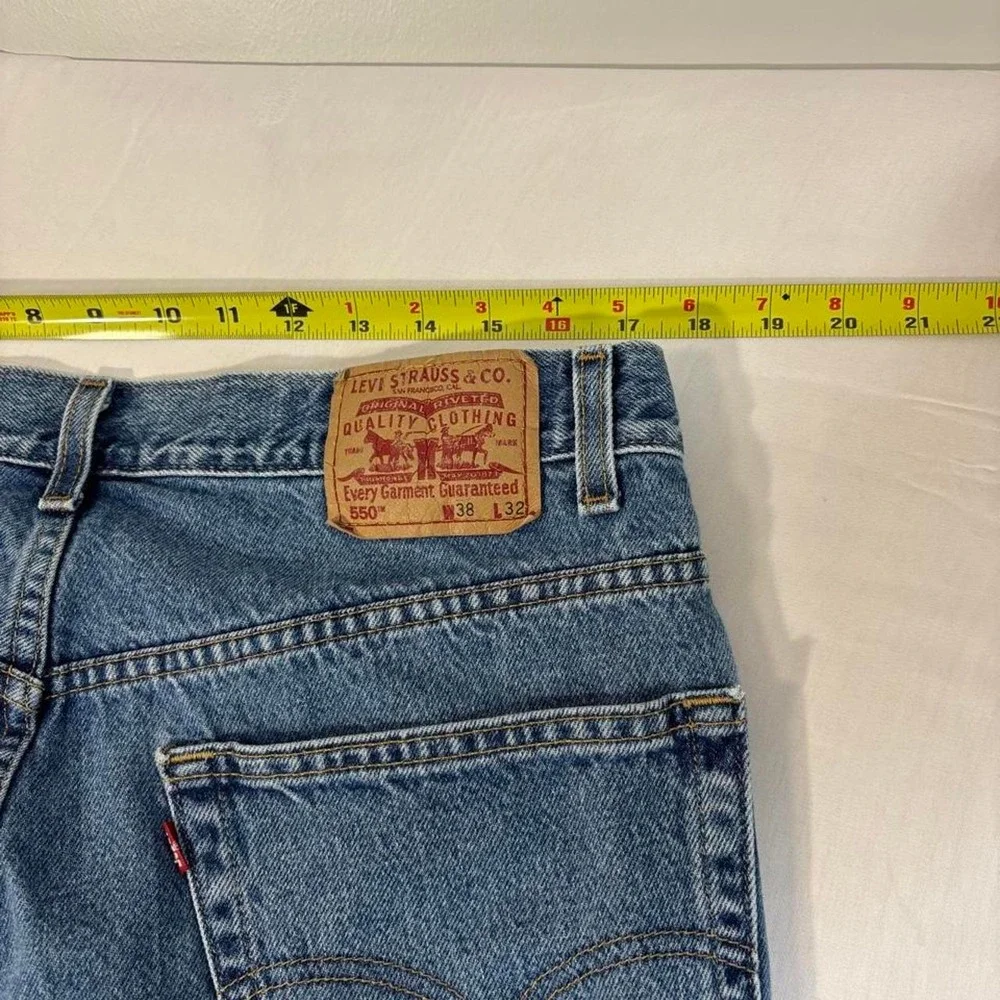vintage 90s baggy levi denim jeans